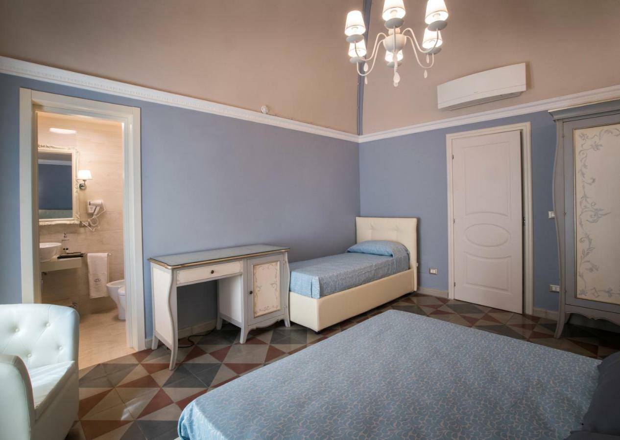 Palazzo Bove Bed & Breakfast Galatone Dış mekan fotoğraf